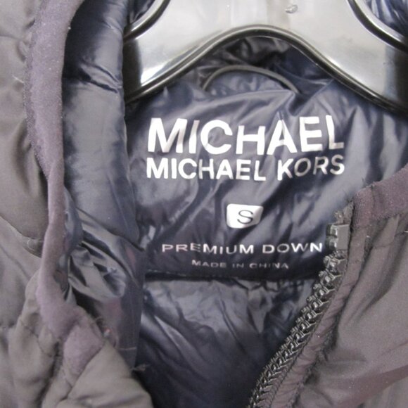 Michael Kors Puffer Coat - Picture 5 of 11